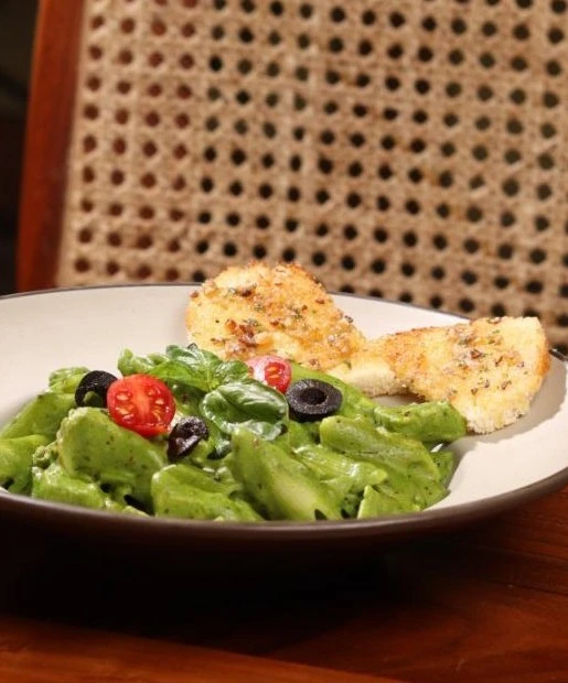 Penne Basil Pesto Veg